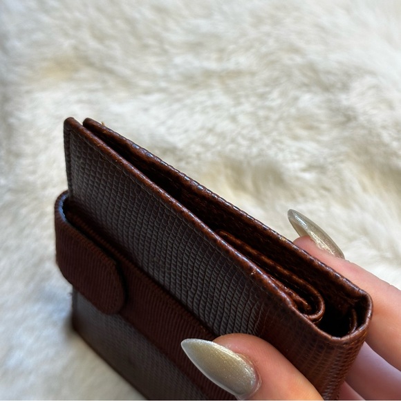 Salvatore Ferragamo Vintage Brown Lizard Embossed Leather Wallet - Picture 9 of 17